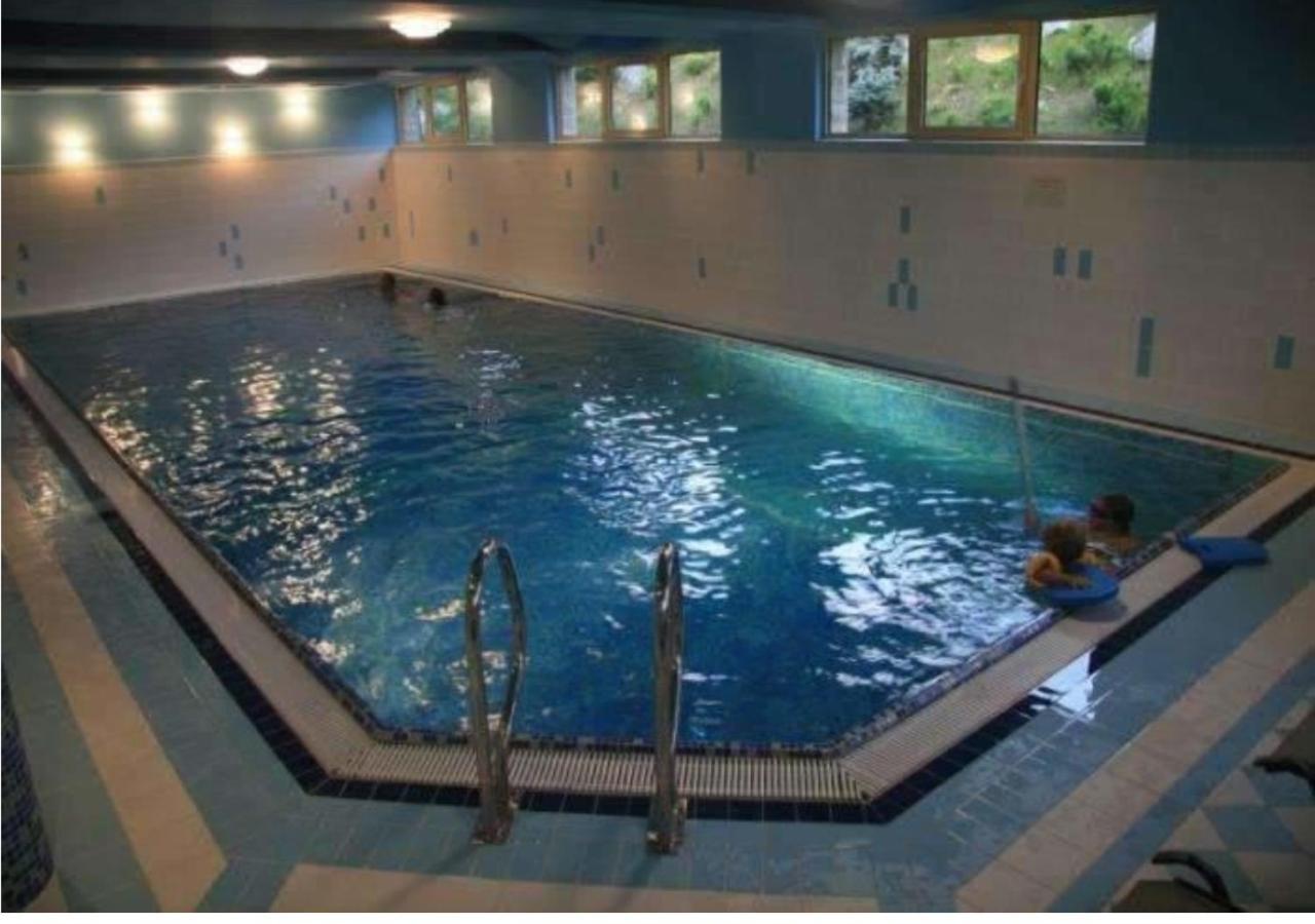 Apartament Z Basenem กอสเชียลิสกอ ภายนอก รูปภาพ